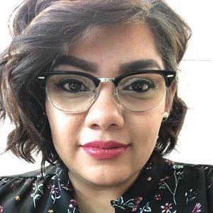 Meet your Posher, Mayra